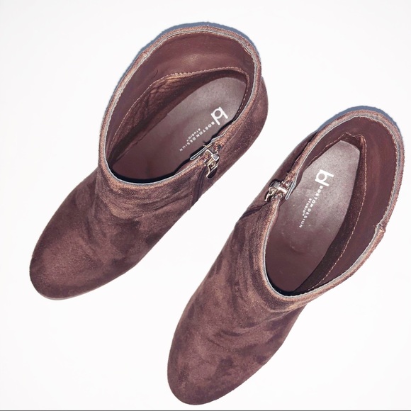 Boston Design Studio Brown Suede Ankle Boots - Picture 4 of 7